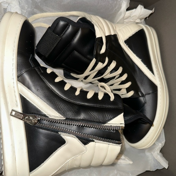 Rick Owen’s Geo Basket Sneakers - Picture 2 of 8